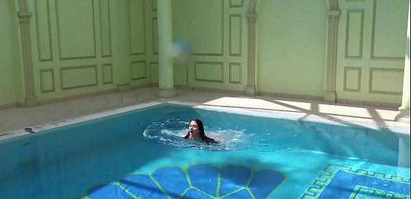  Jessica Lincoln small tatted Russian teen in the pool